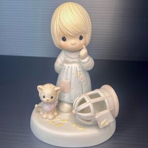 Precious Moments-The Lord Giveth And The Lord Taketh Away-100226-Vintage 1987